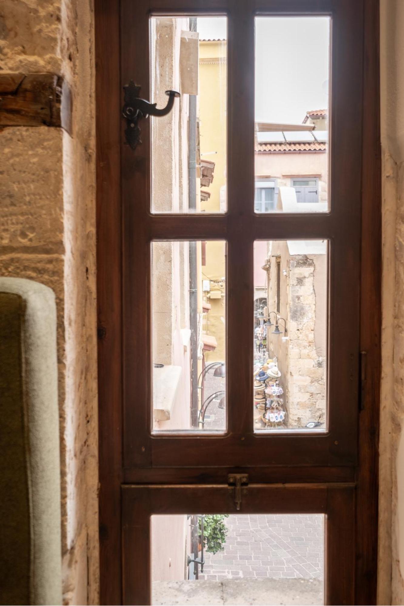 Qualia Slowlife Suites La Canea Esterno foto