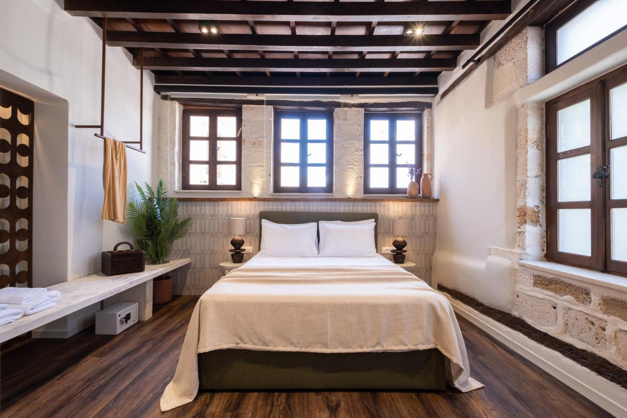 Qualia Slowlife Suites La Canea Esterno foto