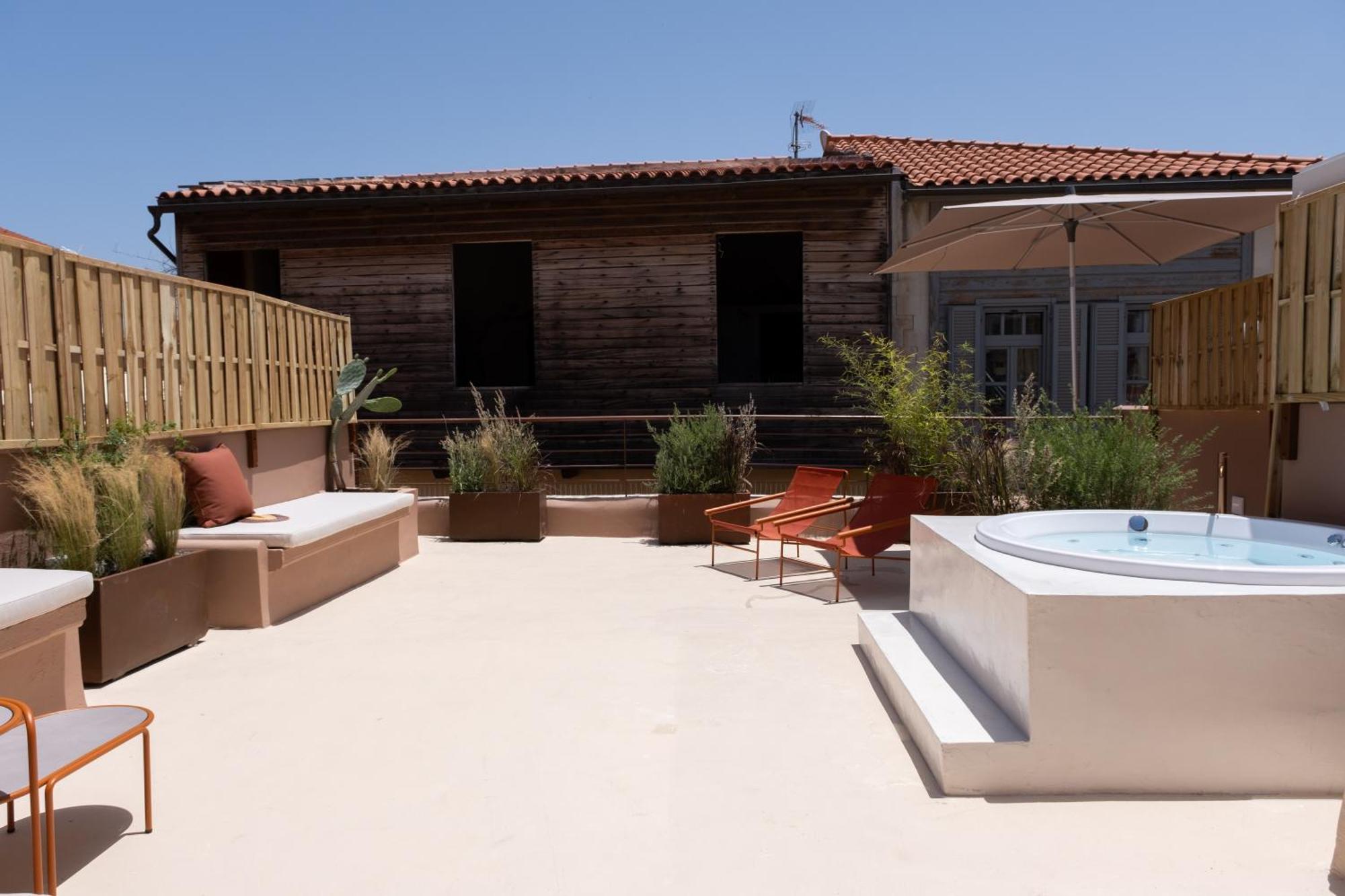 Qualia Slowlife Suites La Canea Esterno foto