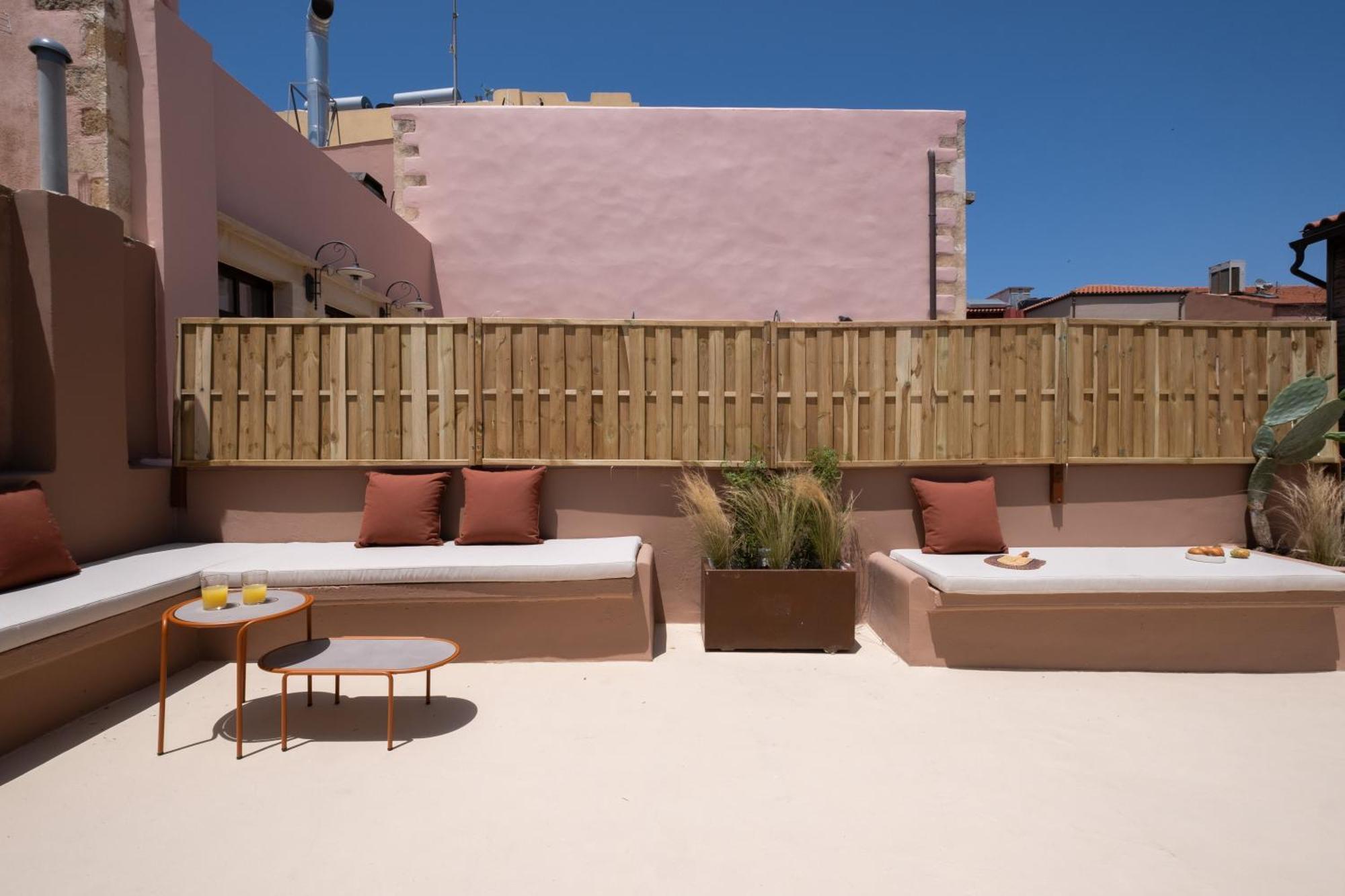 Qualia Slowlife Suites La Canea Esterno foto