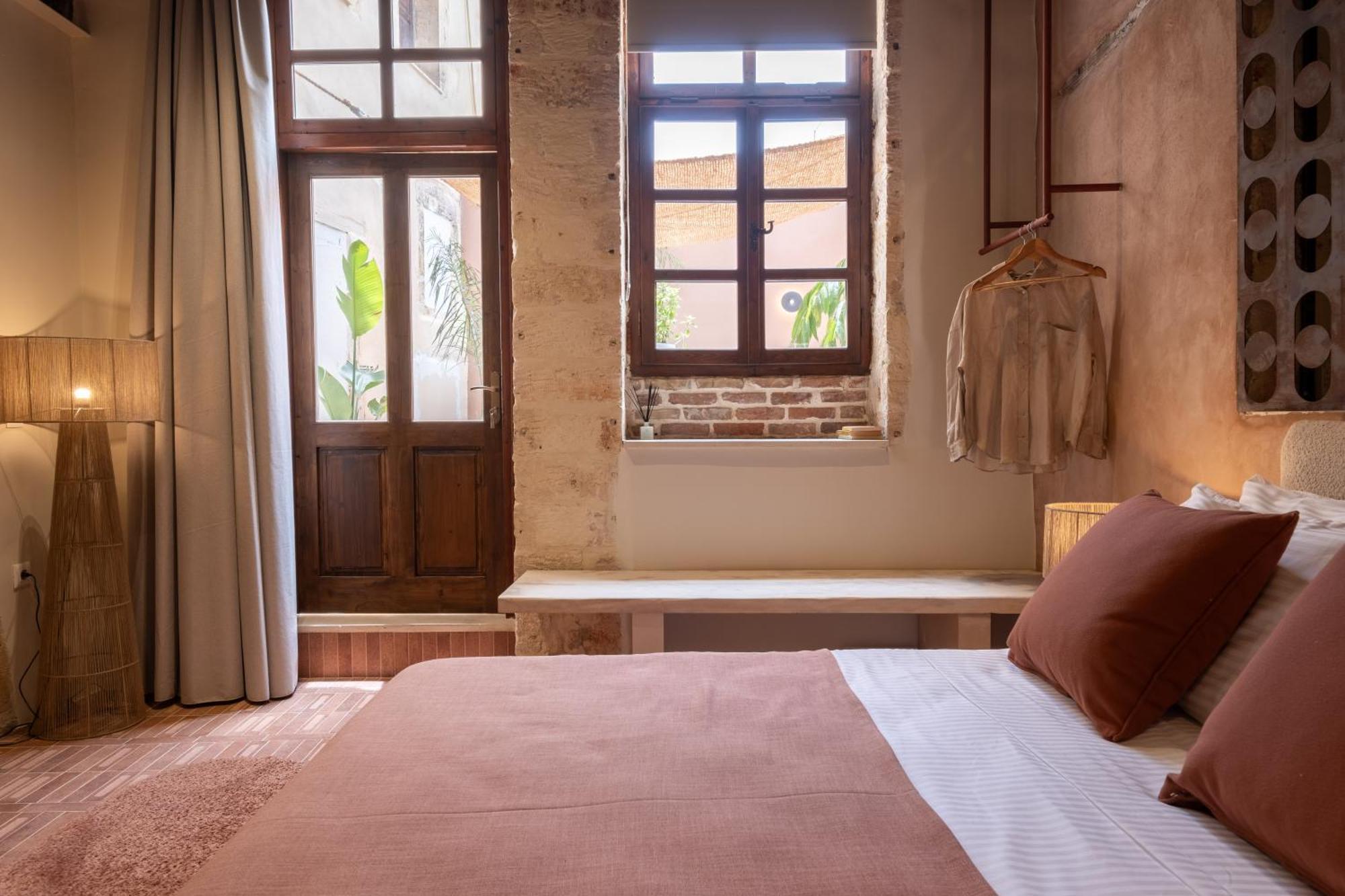 Qualia Slowlife Suites La Canea Esterno foto